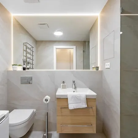 Terrazzo Lux With Balcony Apartmán Bratislava