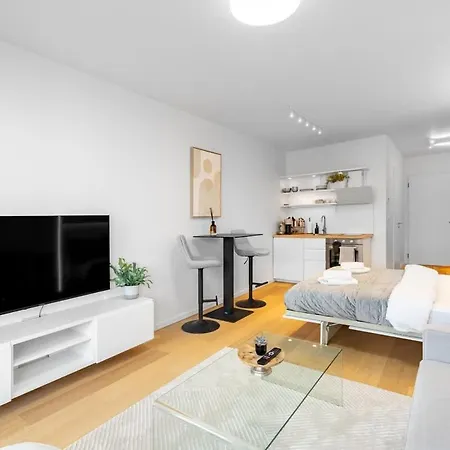 Terrazzo Lux With Balcony * Bratislava