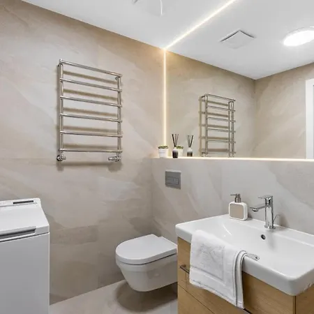 Terrazzo Lux With Balcony Apartament *