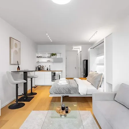 Terrazzo Lux With Balcony Bratislava