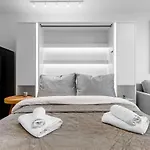 公寓 Terrazzo Lux With Balcony *
